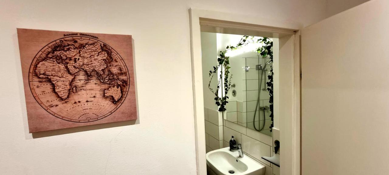 Business Apartment Mit Kuche Fur 1-3 +Netflx+5G Wlan Nahe Der Mhh Im Industrial Design ハノーファー エクステリア 写真